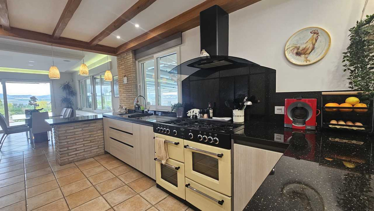 Property main view 16