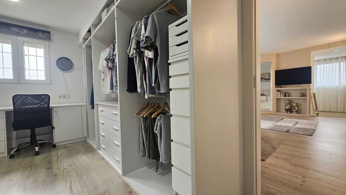 Property main view 36