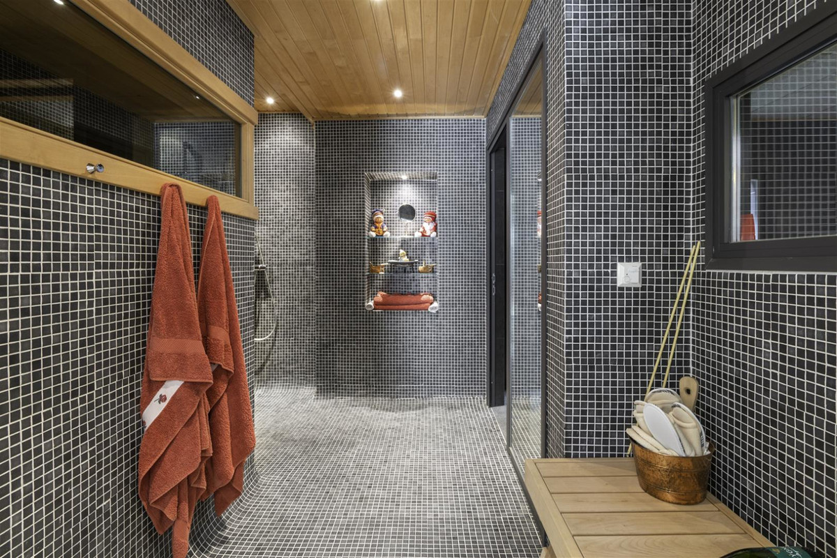 Property main view 33