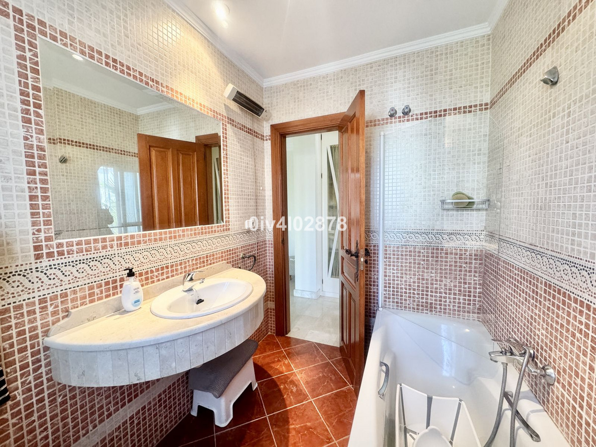 Property main view 33