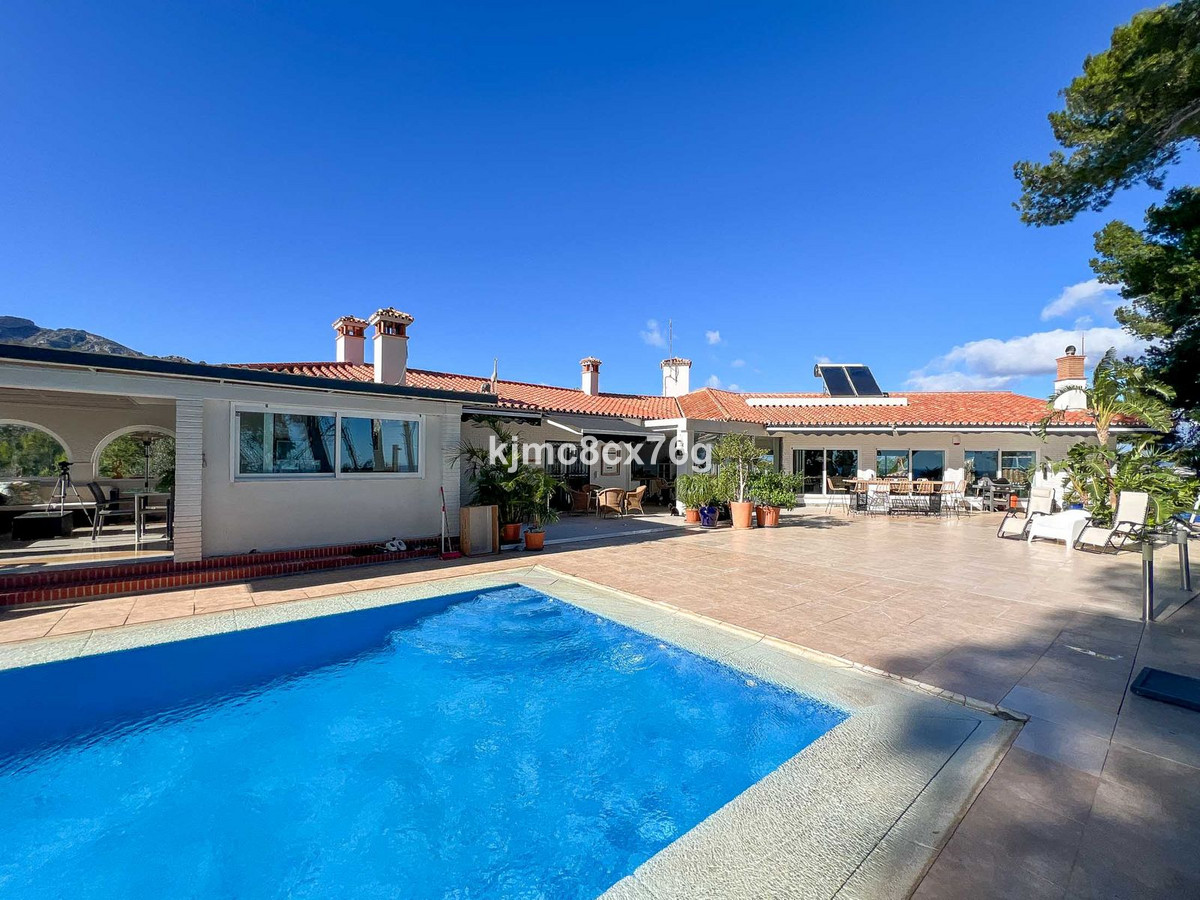 Huis te koop in Torremolinos | 7 slaapkamers H5236195