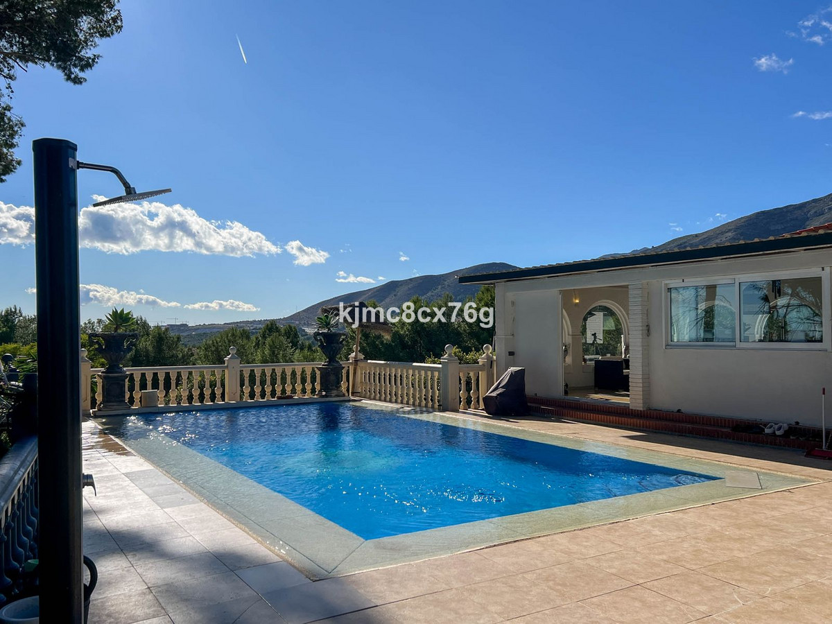 Huis te koop in Torremolinos | 7 slaapkamers H5236195