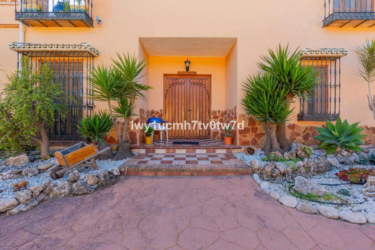 Huis te koop in Torremolinos | 4 slaapkamers H5366185