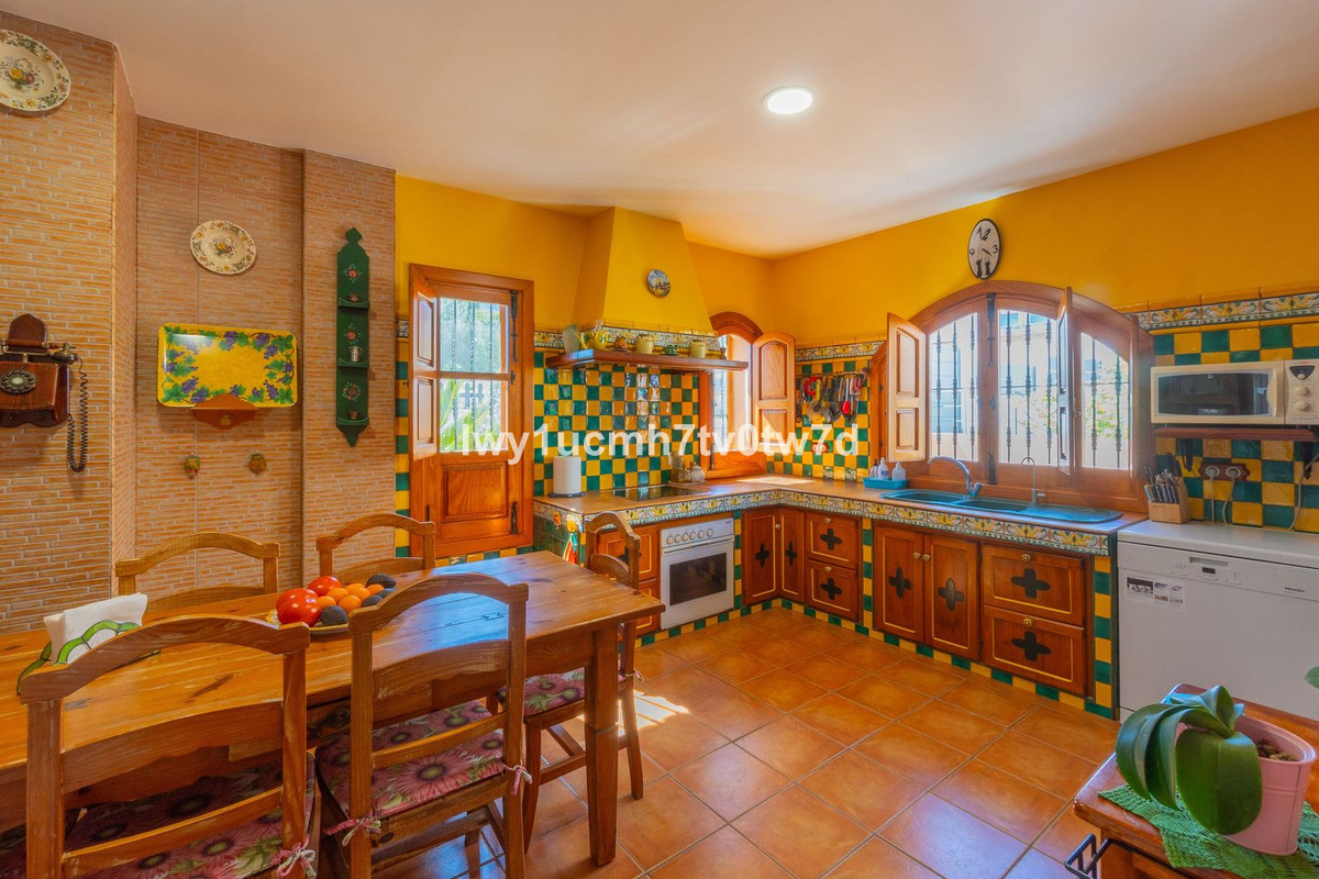 Huis te koop in Torremolinos | 4 slaapkamers H5366185