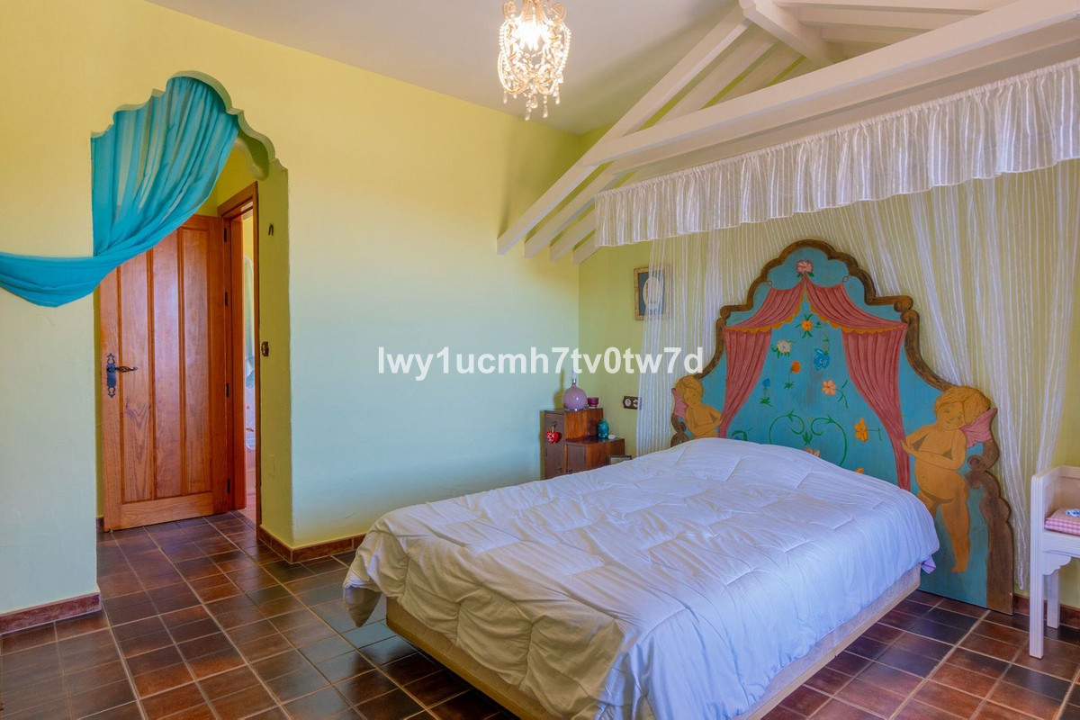 Huis te koop in Torremolinos | 4 slaapkamers H5366185