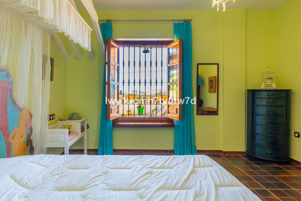 Huis te koop in Torremolinos | 4 slaapkamers H5366185
