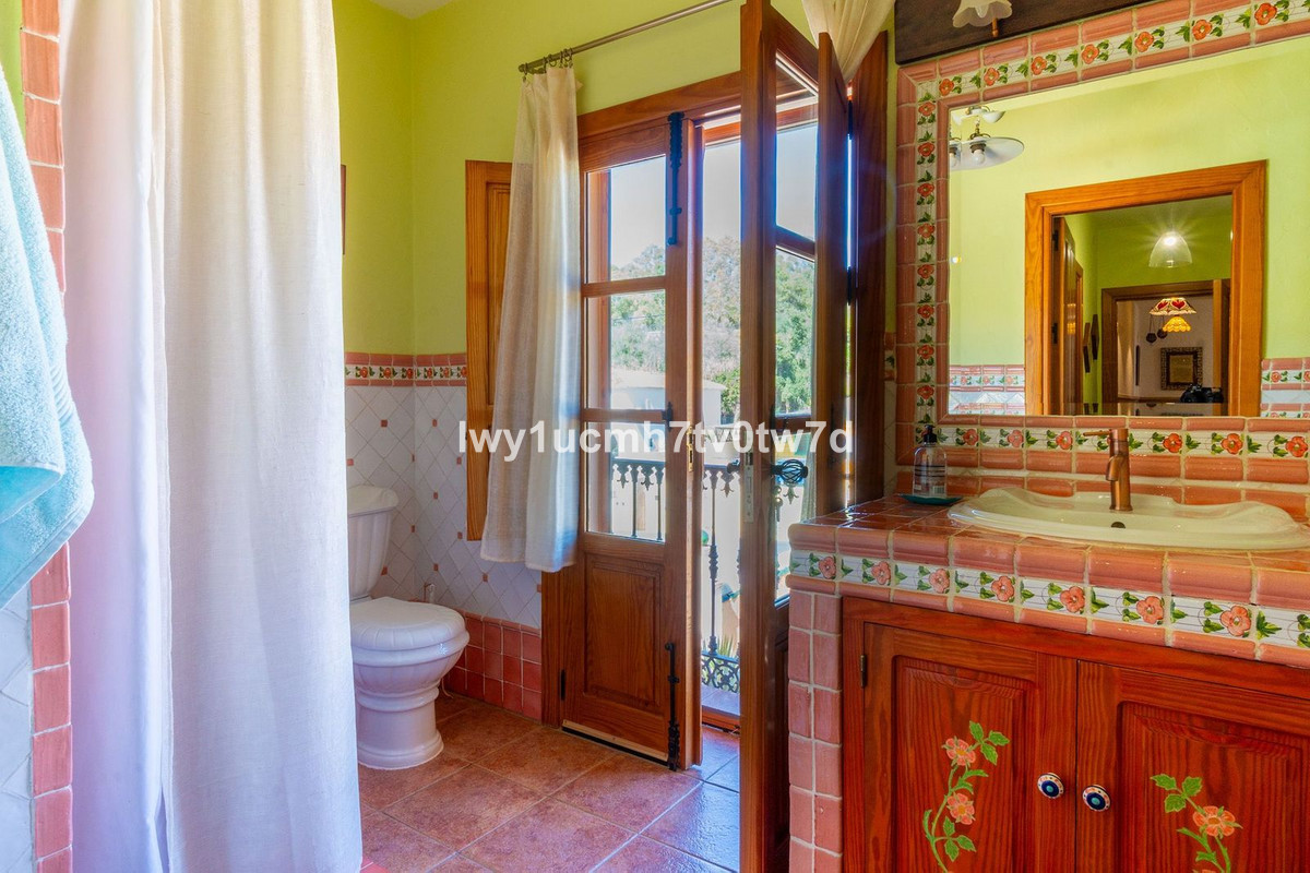 Huis te koop in Torremolinos | 4 slaapkamers H5366185