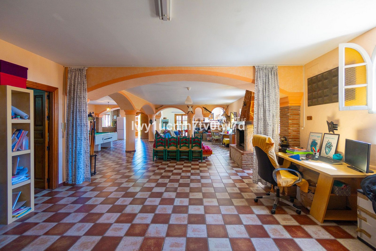 Huis te koop in Torremolinos | 4 slaapkamers H5366185