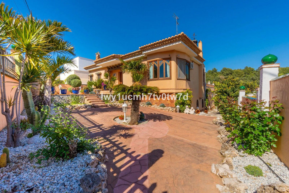 Huis te koop in Torremolinos | 4 slaapkamers H5366185