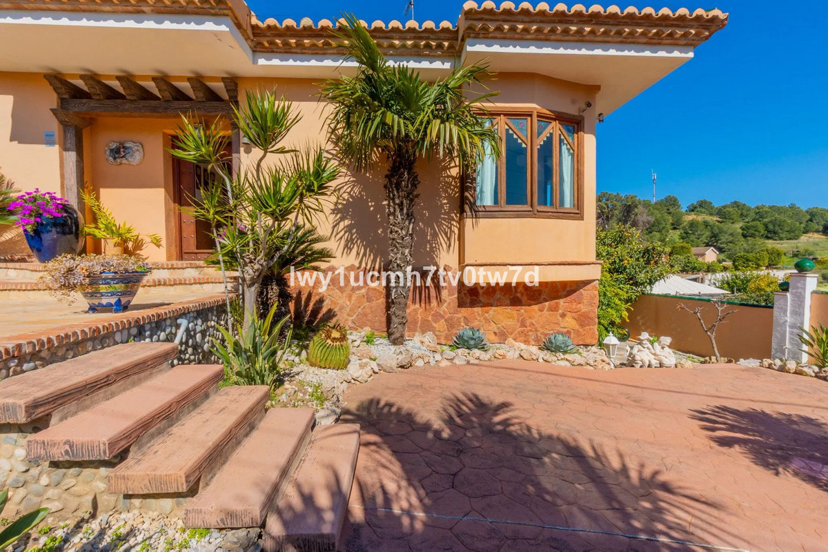 Huis te koop in Torremolinos | 4 slaapkamers H5366185