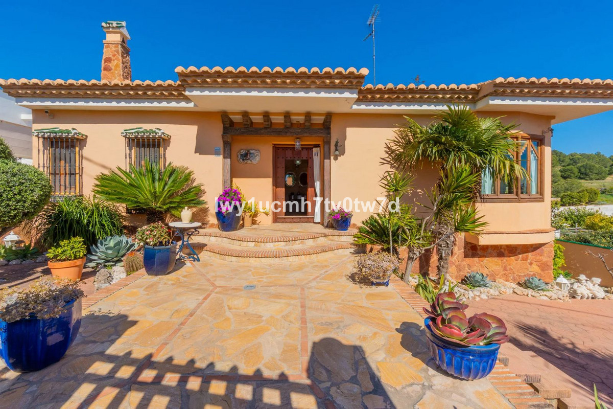Huis te koop in Torremolinos | 4 slaapkamers H5366185
