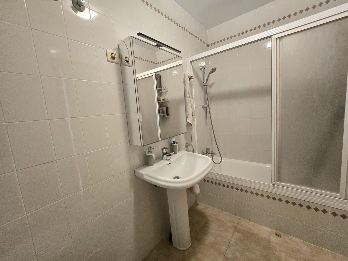 Huis te koop in Torremolinos | 4 slaapkamers H5374546