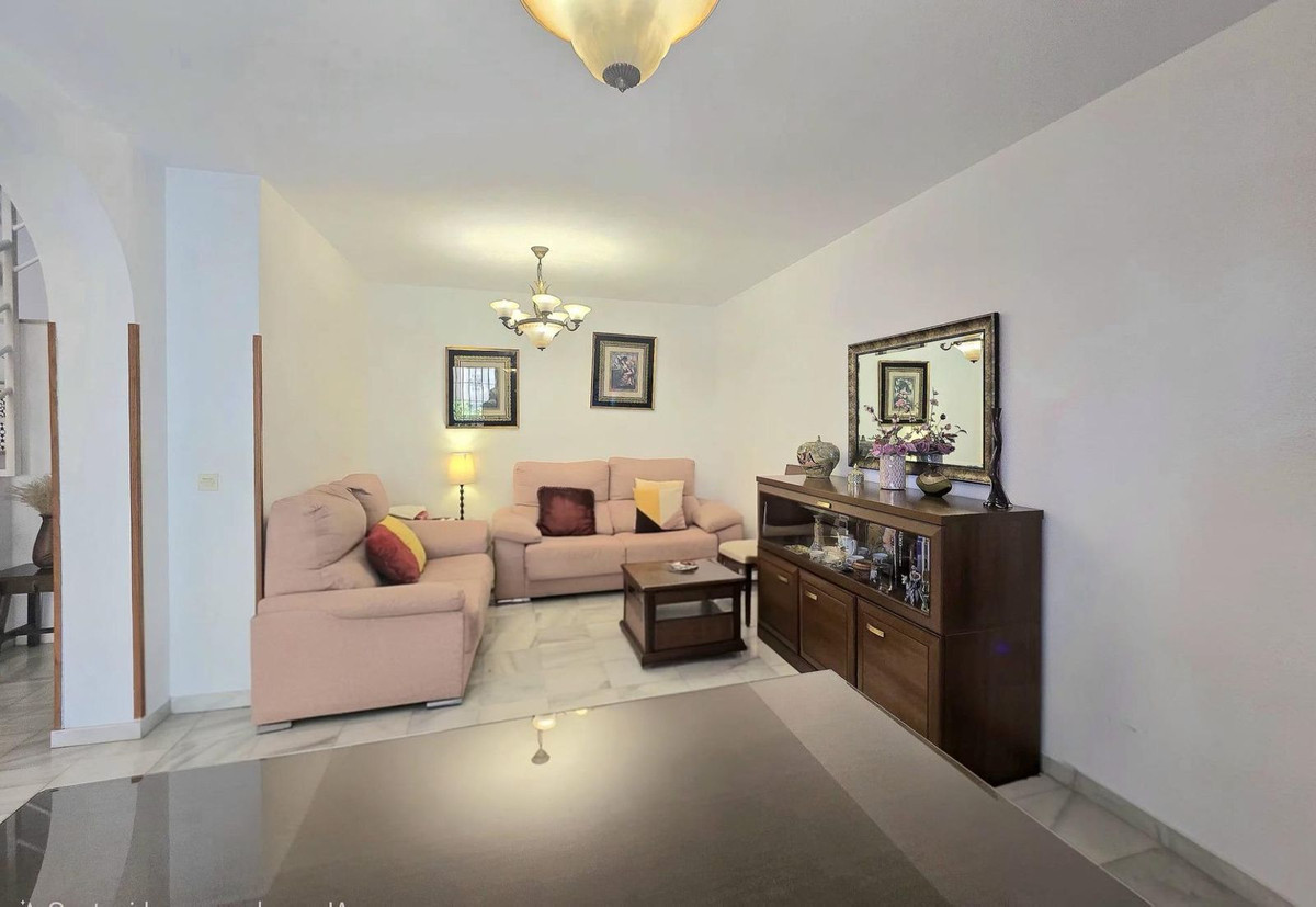 Huis te koop in Torremolinos | 4 slaapkamers H5374546