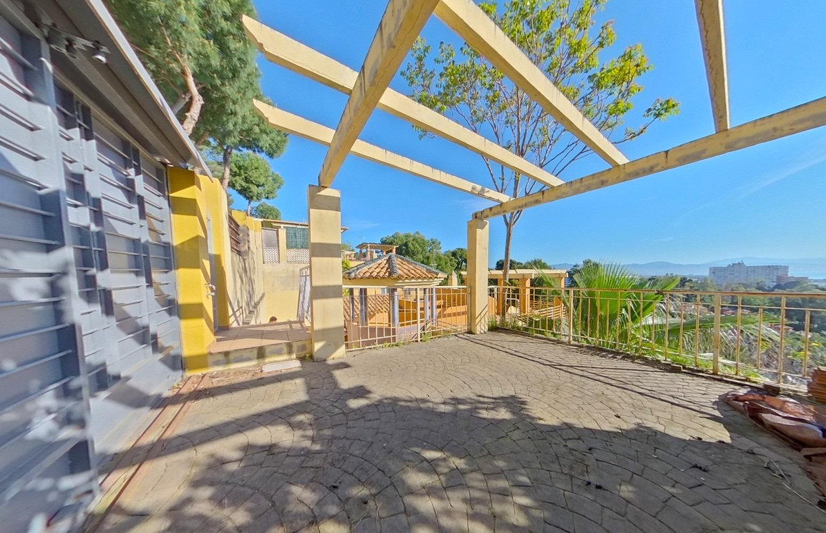 Huis te koop in Torremolinos | 4 slaapkamers H5408185