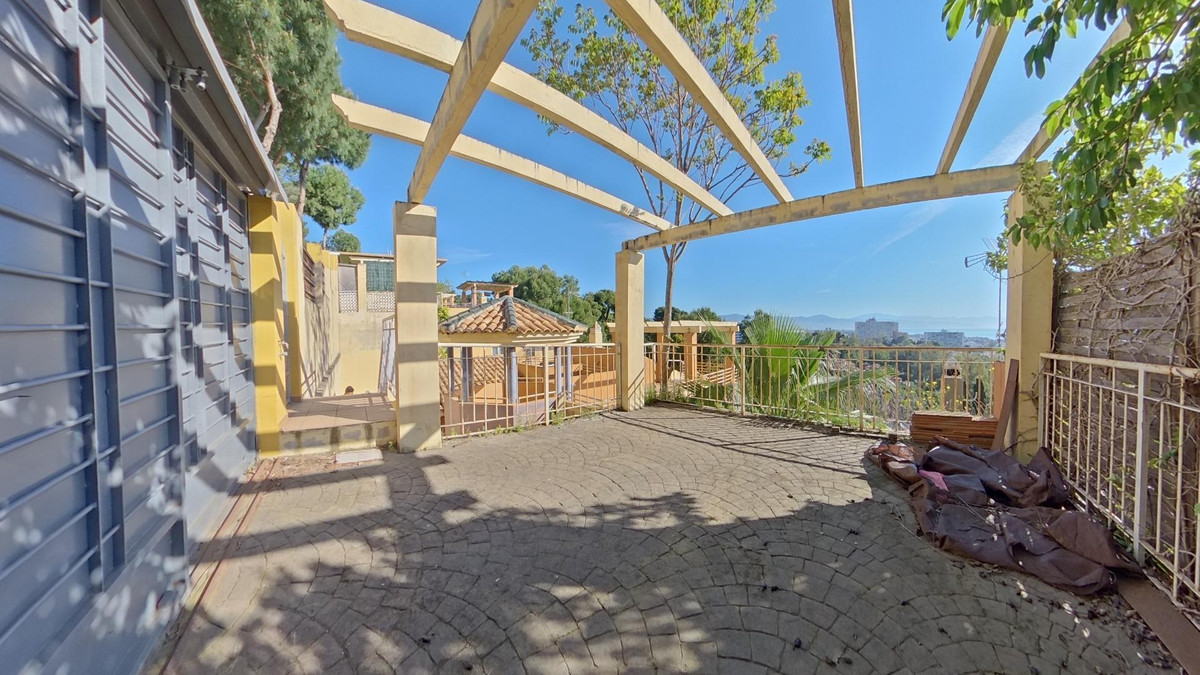 Huis te koop in Torremolinos | 4 slaapkamers H5408185