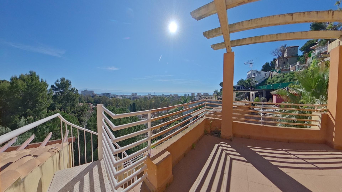 Huis te koop in Torremolinos | 4 slaapkamers H5408185