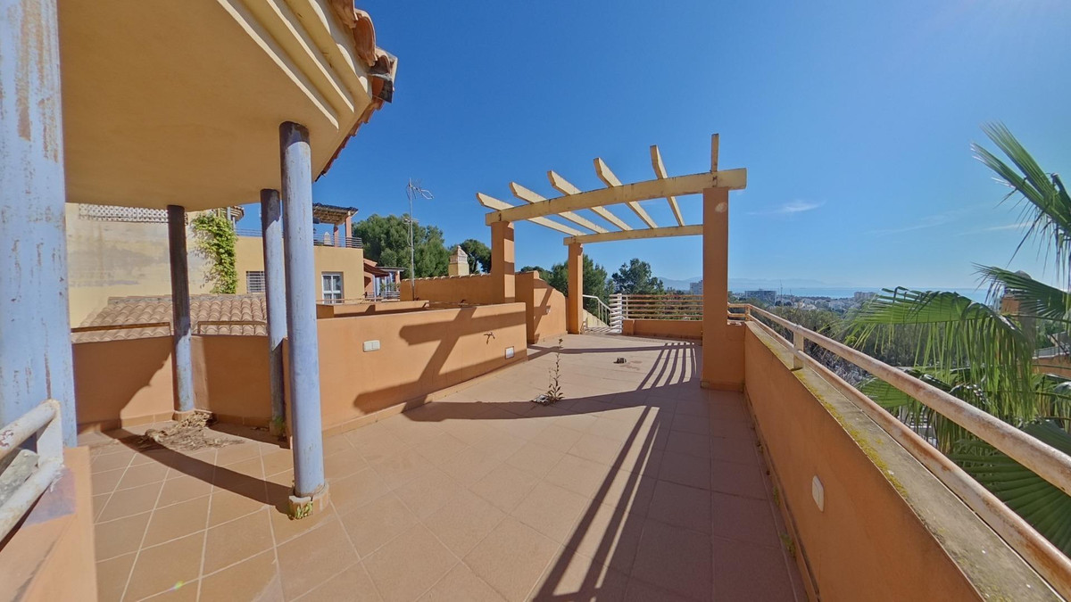 Huis te koop in Torremolinos | 4 slaapkamers H5408185