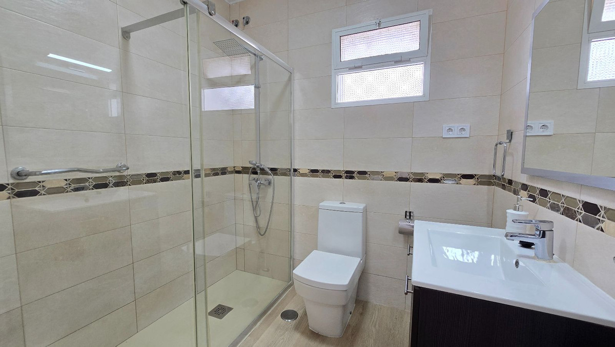Huis te koop in Torremolinos | 5 slaapkamers H5431474