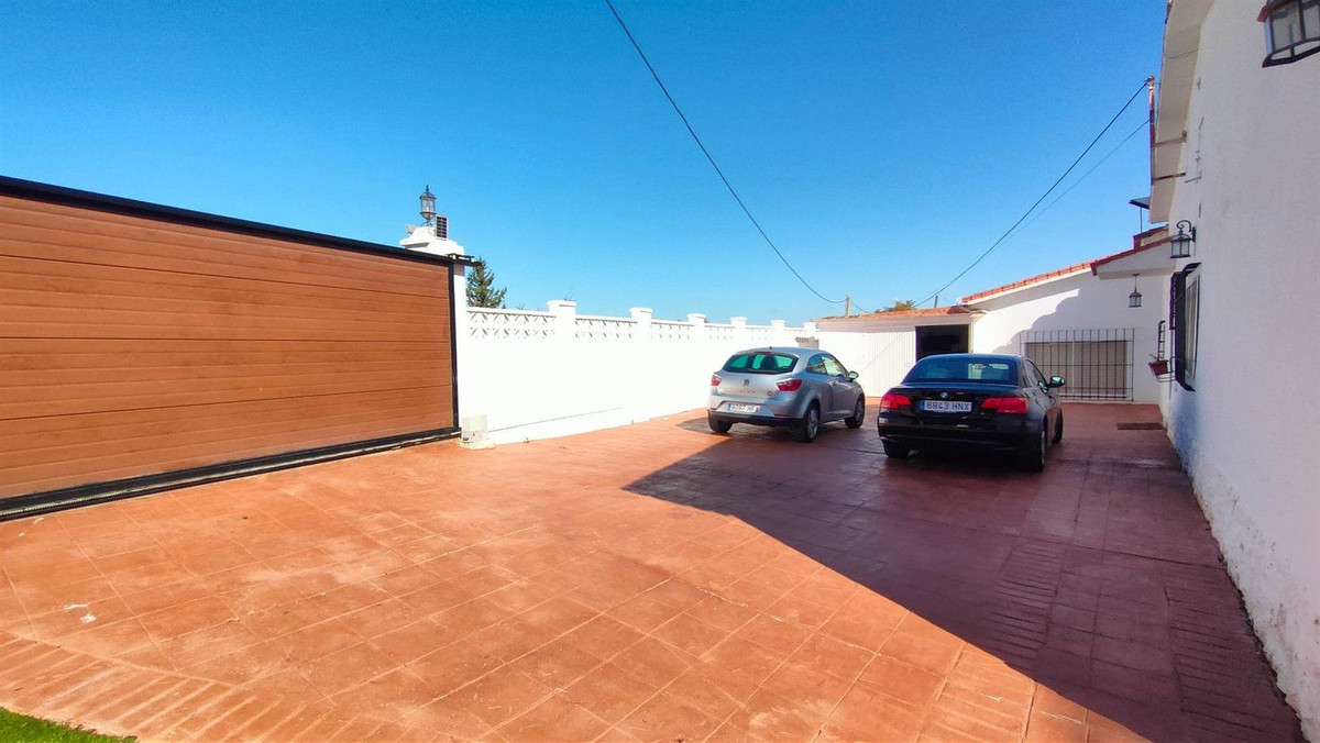 Huis te koop in Torremolinos | 5 slaapkamers H5431474