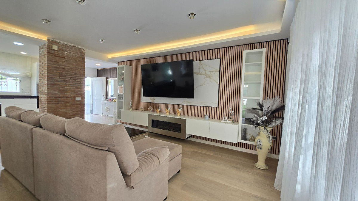 Huis te koop in Torremolinos | 5 slaapkamers H5431474