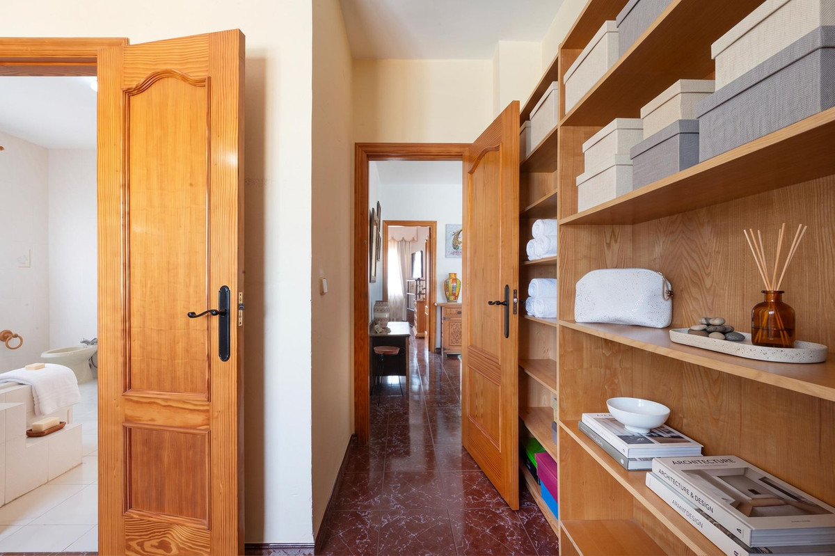 Huis te koop in Torremolinos | 6 slaapkamers H5471191