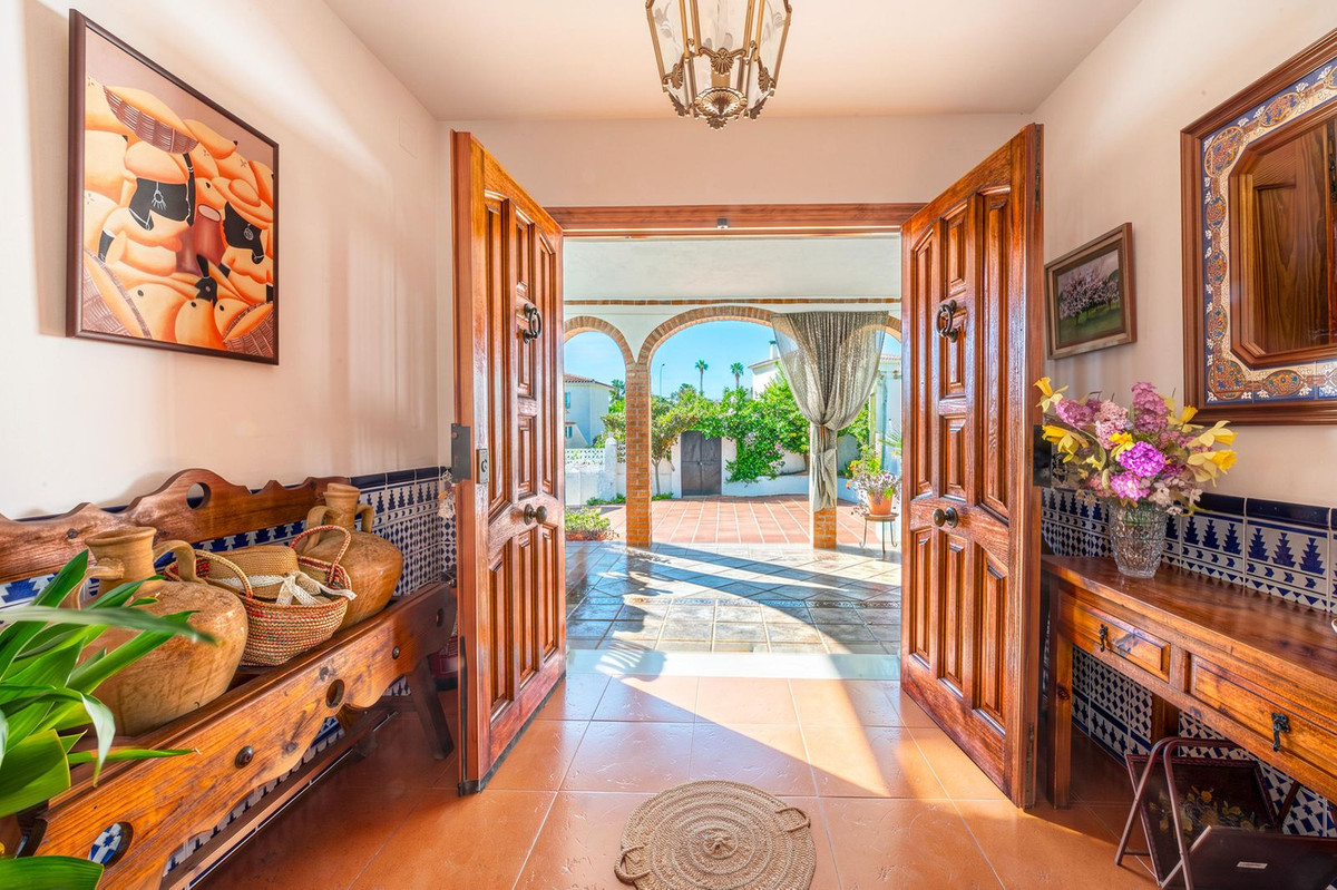 Huis te koop in Torremolinos | 6 slaapkamers H5471191