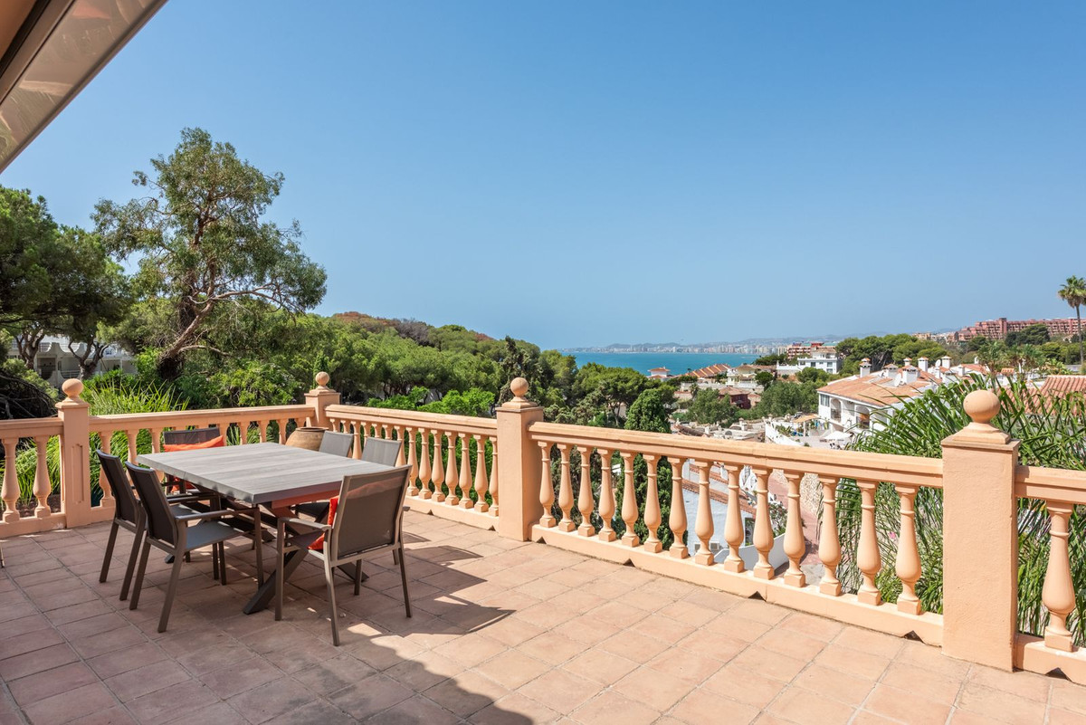 Vrijstaande Villa in Torremuelle-2