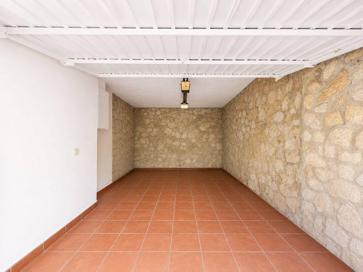 Property main view 50