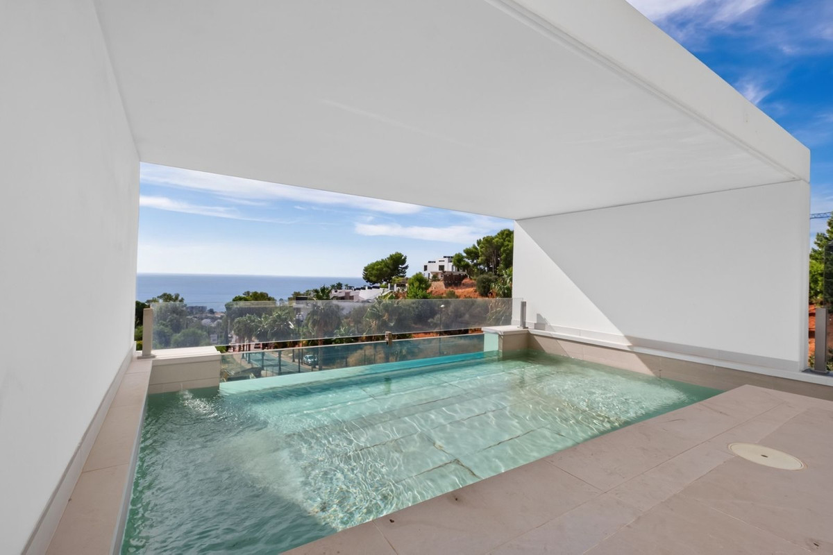 Property main view 44