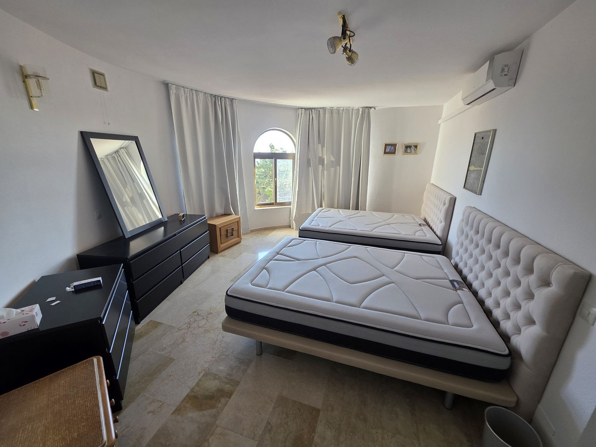 Huis te koop in Torrenueva | 5 slaapkamers H5304484