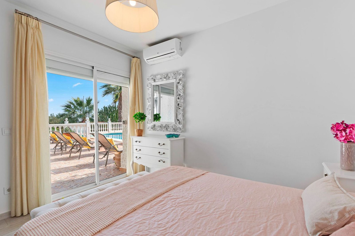 Huis te koop in Torrenueva | 5 slaapkamers H5311792