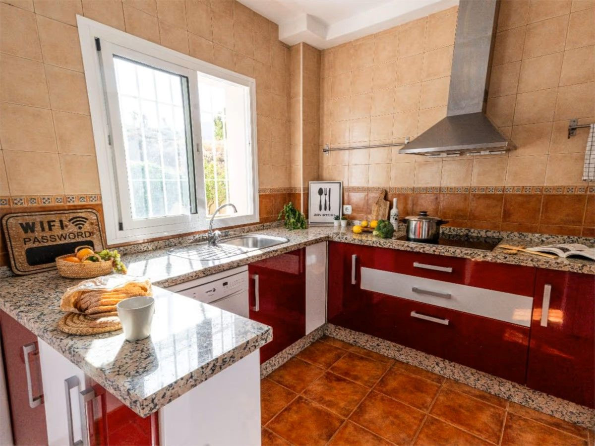 Vrijstaande Villa in Torrequebrada-11