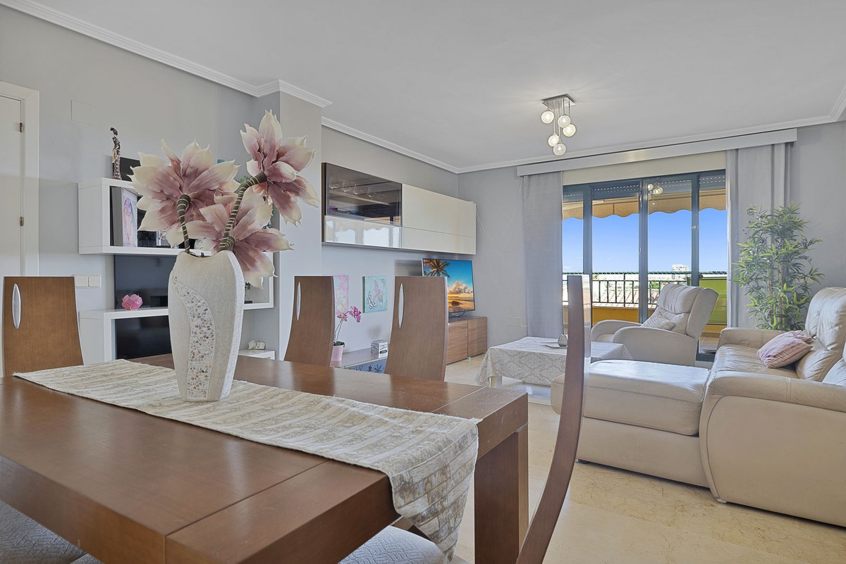 Appartement te koop in Torrequebrada | 2 slaapkamers H5135122