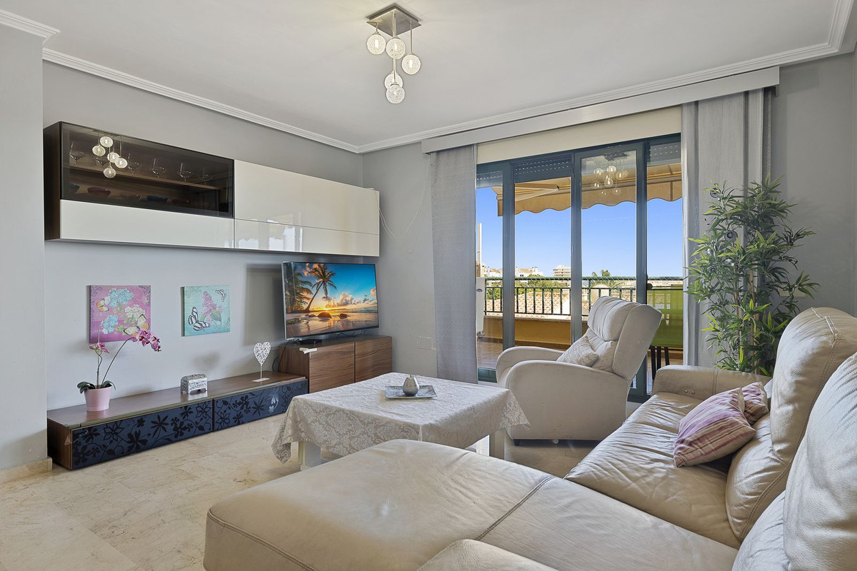 Appartement te koop in Torrequebrada | 2 slaapkamers H5135122