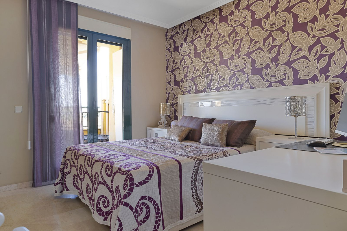 Appartement te koop in Torrequebrada | 2 slaapkamers H5135122