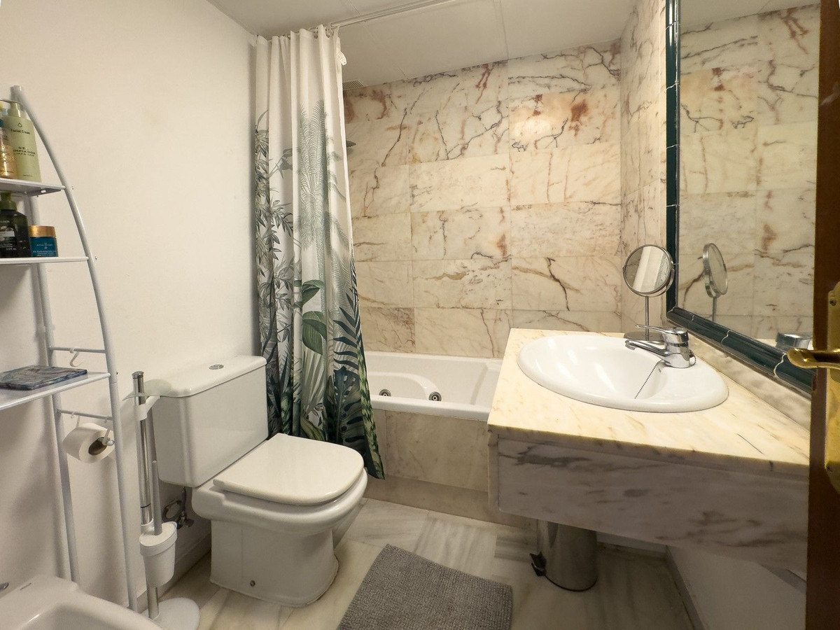 Huis te koop in Torrequebrada | 3 slaapkamers H5139070