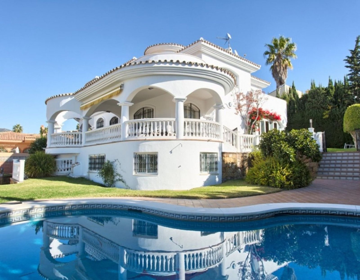 Huis te koop in Torrequebrada | 4 slaapkamers H5150701
