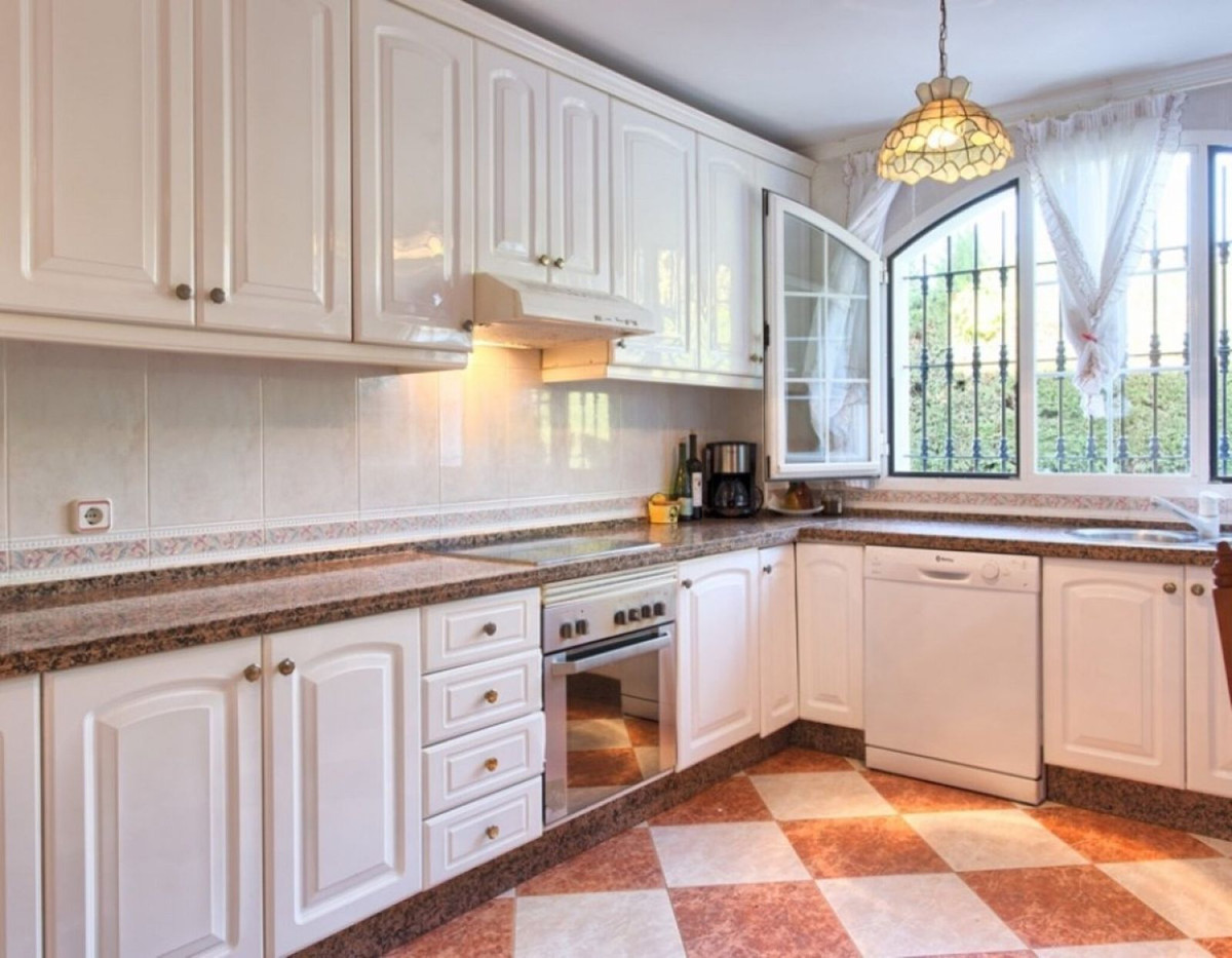 Huis te koop in Torrequebrada | 4 slaapkamers H5150701