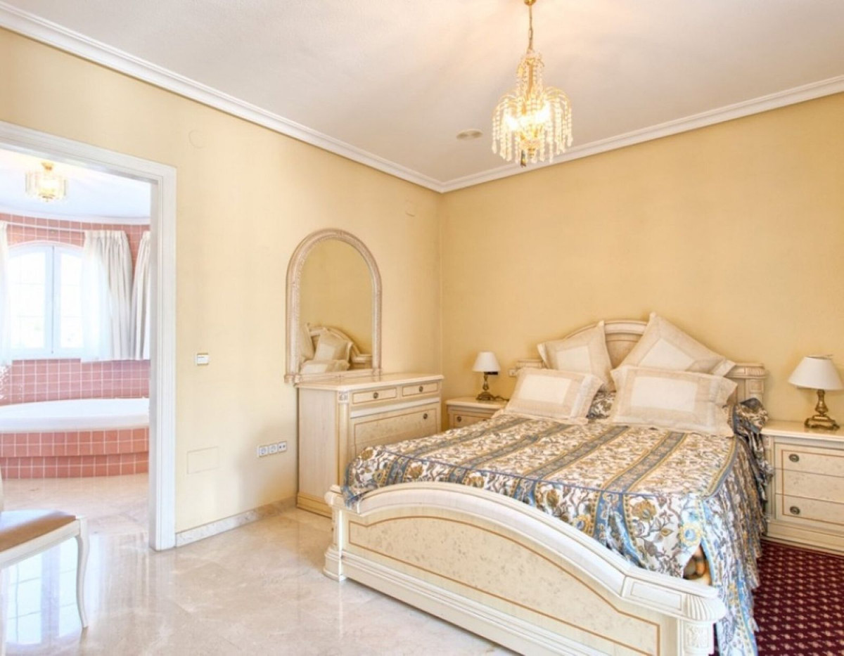 Huis te koop in Torrequebrada | 4 slaapkamers H5150701