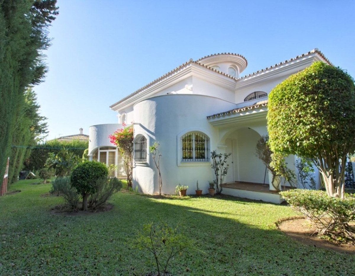 Huis te koop in Torrequebrada | 4 slaapkamers H5150701
