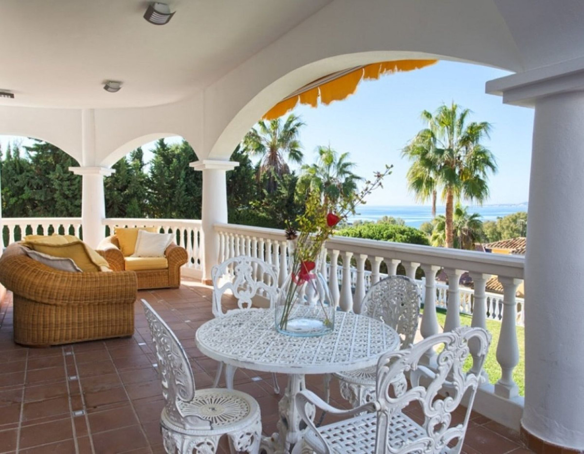 Huis te koop in Torrequebrada | 4 slaapkamers H5150701