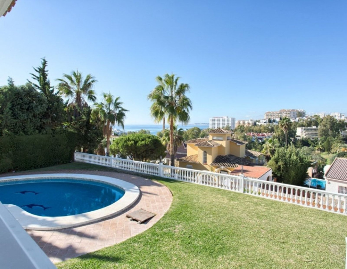 Huis te koop in Torrequebrada | 4 slaapkamers H5150701