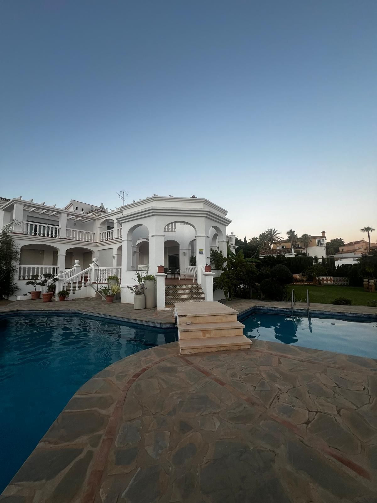 Huis te koop in Torrequebrada | 5 slaapkamers H5227558