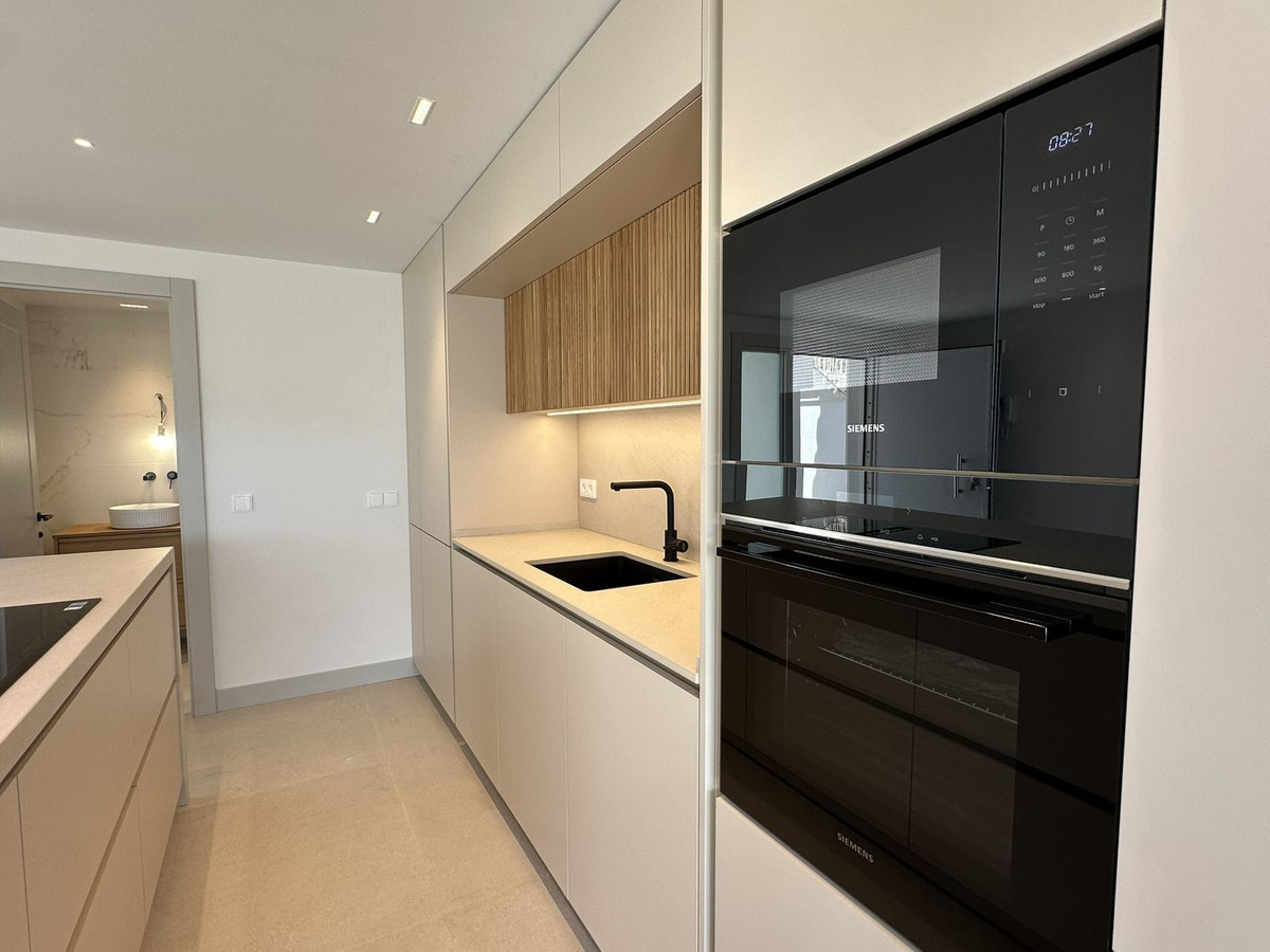 Huis te koop in Torrequebrada | 4 slaapkamers H5364121