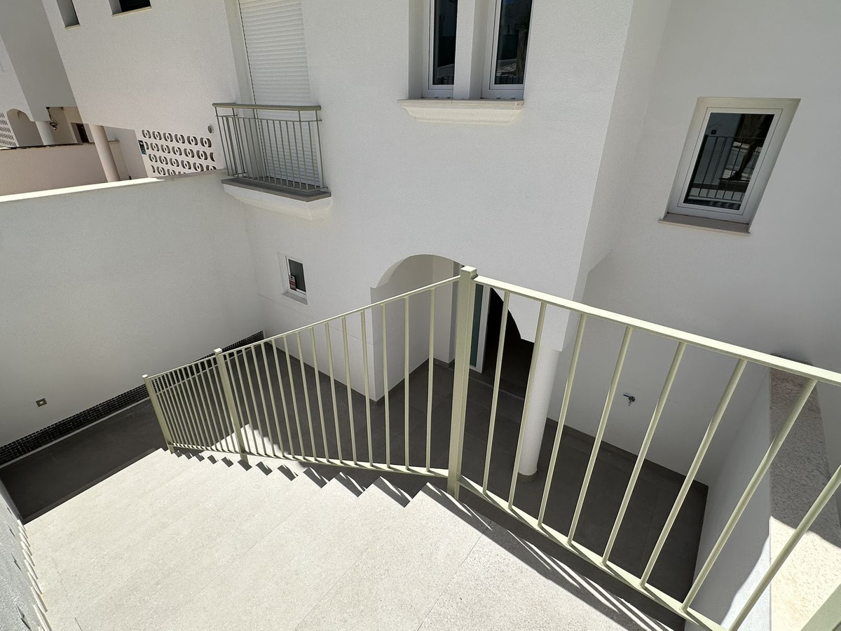 Huis te koop in Torrequebrada | 4 slaapkamers H5364121