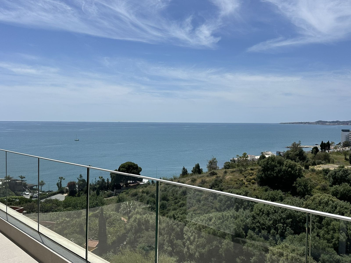 Huis te koop in Torrequebrada | 4 slaapkamers H5364121