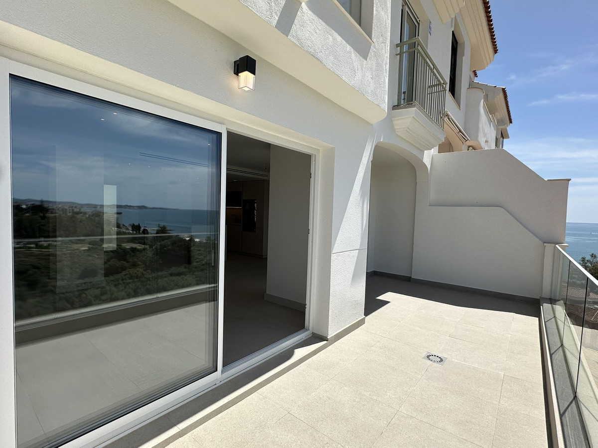 Huis te koop in Torrequebrada | 4 slaapkamers H5364121