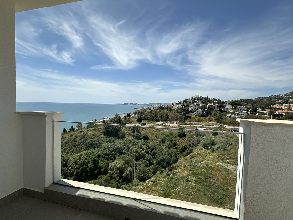 Huis te koop in Torrequebrada | 4 slaapkamers H5364121