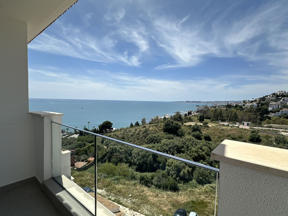 Huis te koop in Torrequebrada | 4 slaapkamers H5364121