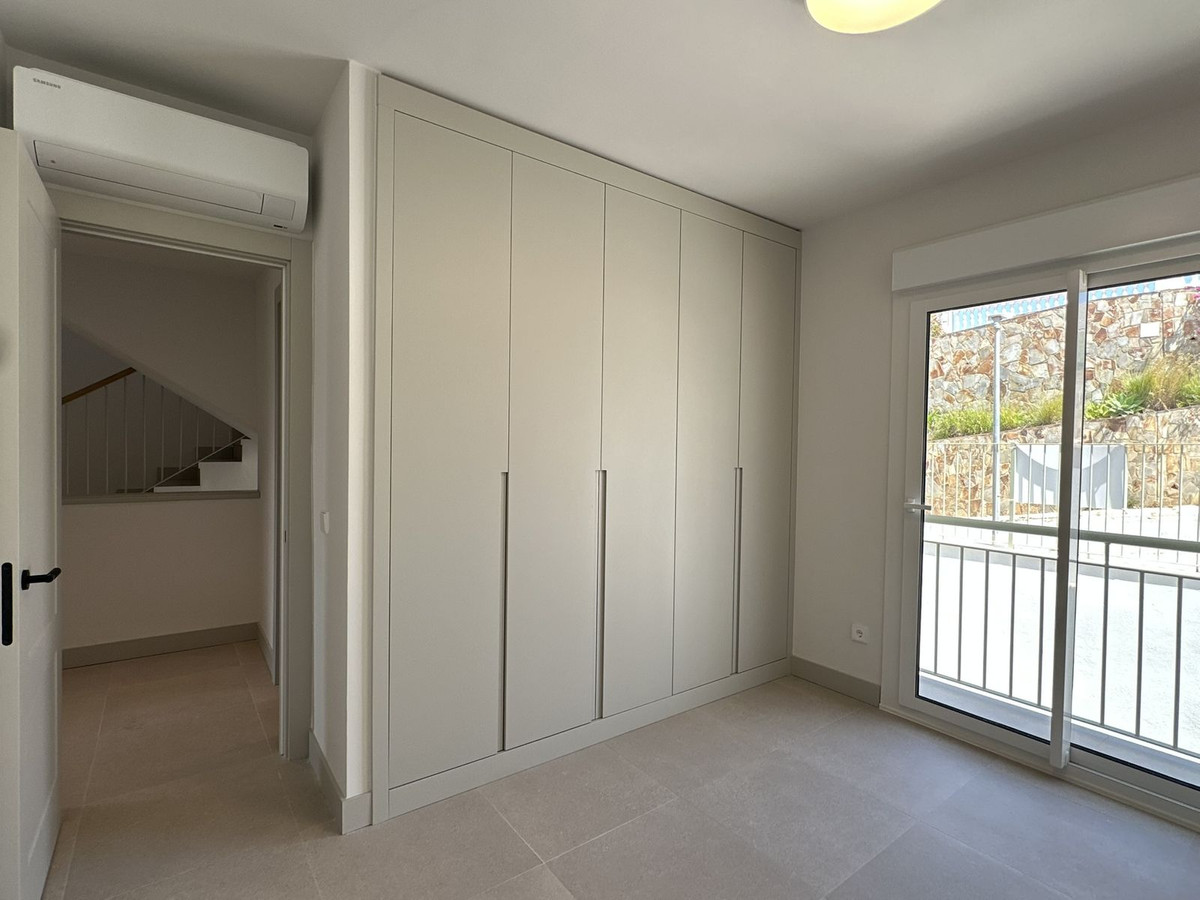 Huis te koop in Torrequebrada | 4 slaapkamers H5364121